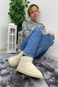 Z-B UGG 01 #3