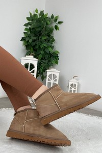 Z-B UGG 01 #3